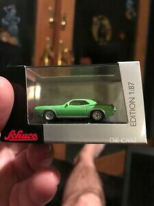 yz͌^ fJ[ V[Rv}Xo[_schuco 187 plymouth barracuda