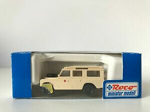 yz͌^ fJ[ R~j`Afh[o[roco miniature model land rover red cross 1380 187