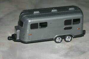 yz͌^ fJ[ LsOJ[g[[[^[}bNXvX`bN143 camper trailer motormax plastic