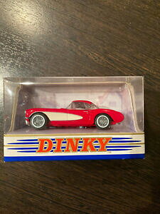 【送料無料】模型車 モデルカー ディンキートイズシボレーコルベットボックスdinky toys dy23 chevrolet corvette 1956red 143 in box