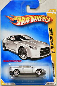 【送料無料】模型車 モデルカー ホットホイールヌオーヴォモデリアルジェントhot wheels 2009 nuovo modelli 2009 nissan 0142 argento w