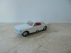 �y���������z�͌^�� ���f���J�[ �I�[���h�}�b�`�{�b�N�X�V���[�Y�t�H�[�h�}�X�^���O�C���O�����hold matchbox series ford mustang no 8 an england 3