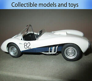 yz͌^ fJ[ fX|[cJ[\VYcar model zil112s sports car, auto legends of the ussr, casting, 1 43