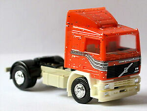 �y���������z�͌^�� ���f���J�[ �{���{�C���^�[�N�[���[�g�^�[���j�b�g�A���x�hvolvo f12 inter cooler tractor unit 2a shiny effect red 187 albedo