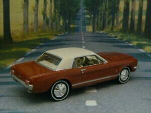 �y���������z�͌^�� ���f���J�[ �N���V�b�N�t�H�[�h�}�X�^���O�n�[�h�g�b�v�N�[�y�X�P�[���G�f�B�V����classic 1965 65 ford mustang gt v8 hard top coupe 164 scale limited edition e