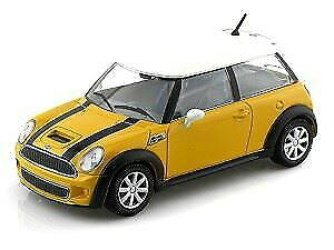 yz͌^ fJ[ ~jN[p[CG[fXP[RNeBubburago 124 mini cooper s, yellow model 124 scale collectible