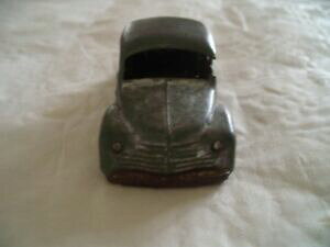 �y���������z�͌^�� ���f���J�[ ���m�[jrdcij renault 4cv