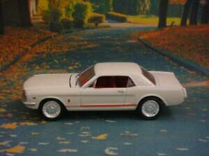 yz͌^ fJ[ tH[h}X^OX|[cN[yXP[GfBV1st gen 1965 1968 ford mustang gt v8 sport coupe 164 scale limited edition r