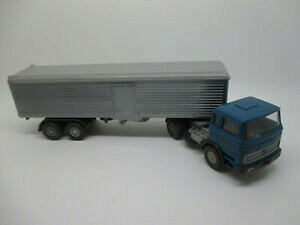 【送料無料】模型車 モデルカー ワイキングスーツケースシューブwiking mb 1620 suitcaseschub 59 nr6