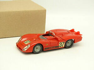 �y���������z�͌^�� ���f���J�[ �\���h�A���t�@�����I���}��solido sb 143 alfa romeo 33 3 le mans 1970