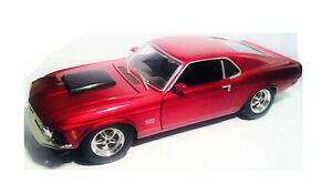 �y���������z�͌^�� ���f���J�[ �t�H�[�h�}�X�^���O�{�X�X�P�[�����f���L�����f�B���b�hford mustang boss 1970 429 124 scale motormax model candy red
