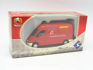 yz͌^ fJ[ \htHCA[F[vW[{NT[xbNXsolido feuerwehr 150 peugeot boxer bemaex