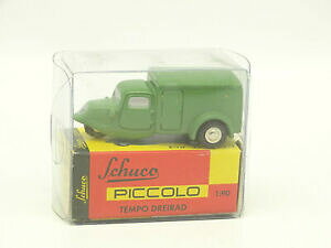 yz͌^ fJ[ V[RsbRe|g`NFfschuco 190 piccolo tempo triciclo verde