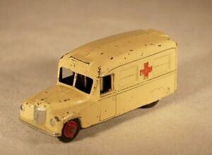 yz͌^ fJ[ fBL[gCY_C[dinky toys gb n253 daimler ambulance