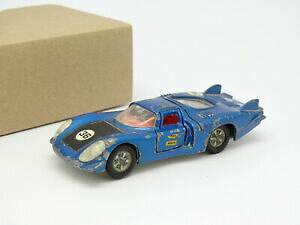 �y���������z�͌^�� ���f���J�[ �f�B���L�[�C���O�����h�A���t�@�����I�^�C�vdinky toys england 143 alfa romeo type 33 210