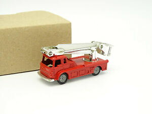 yz͌^ fJ[ nXL[TCVm[Phusky 180 simon snorkel fire engine firemen