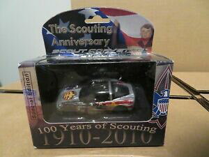 yz͌^ fJ[ O[Cg{[CYXJEgVFr[RxbgXP[greenlight boy scouts 100 years of scouting chevy corvette 164 scale 2011 misb