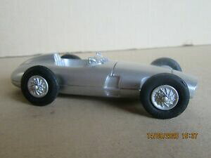 �y���������z�͌^�� ���f���J�[ �C�^���A�����Z�f�X�x���c�V���o�[721n mercury 55 italy mercedesbenz w196 f1 arrow silver 143