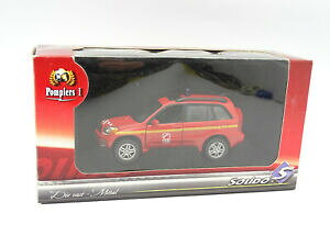 �y���������z�͌^�� ���f���J�[ �g���^solid fire 143 toyota rav4