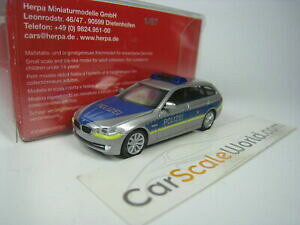 yz͌^ fJ[ V[Yc[OAEgo[}wbZwpbmw 5 series touring f11 autobahn mann hessen 187 herpa