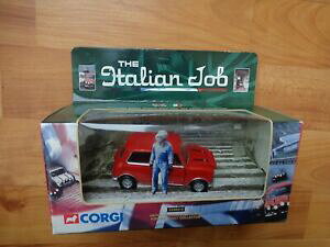 yz͌^ fJ[ R[M[NVbNC^AWubh~jN[p[136 corgi classics the italian job red mini cooper cc82215 car