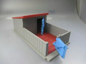 yz͌^ fJ[ fB[e[Kb^[Be[Wbritains farm deetail stables with gatter, vintage 60er70er years