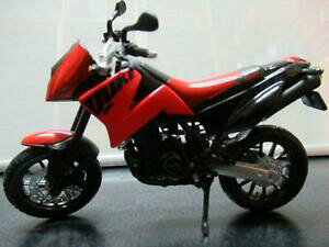 yz͌^ fJ[ wCY}CXgf[NXP[haze maisto ktm 640 duke 118 scale