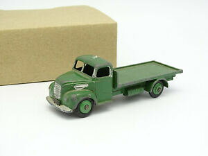 �y���������z�͌^�� ���f���J�[ �f�B���L�[�g�C�Y�C���O�����t�H�[�h�\���{���P�e���F���fdinky toys inglaterra 143 fordson volquete verde