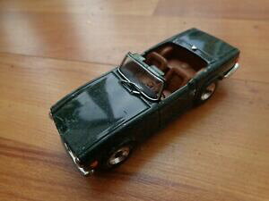 yz͌^ fJ[ CR[M[\bhZ`[J[RNVin box 143 corgi solid century car collectiontriumph tr6 car