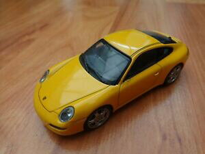 �y���������z�͌^�� ���f���J�[ �I�[�g�A�[�g�|���V�F�N���V�b�N�J�����~�j�`���A�J�[���tautoart 143 porsche 911 classic 997 carrera s yellow miniature car ref