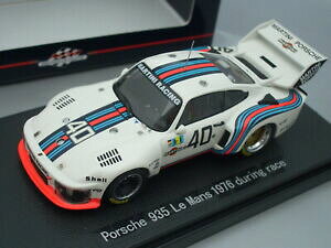 yz͌^ fJ[ Gu|VF}eB[j}[X143 ebbro porsche 935 40 martini le mans 1976 during race