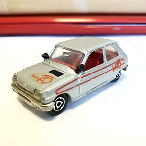 yz͌^ fJ[ }Wbgm[ChCtXg~Jmajorette renault 5 made in france tomica measure