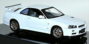 yz͌^ fJ[ XJCCXybNN[yzCgI[gA[gnissan skyline r34 gtr vspec ii coupe 19982003 white 143 autoart