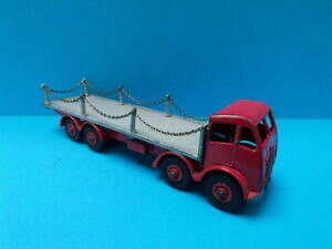 yz͌^ fJ[ fBL[tH[ftbgxbh[[`F[dinky toys 905 2tone 8wheel foden flatbed lorry with chains