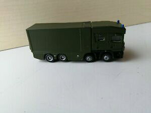 �y���������z�͌^�� ���f���J�[ �I���[�u�}�l�[�g�����X�|�[�^�[money transporter in construction nato olive