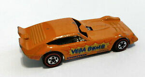 �y���������z�͌^�� ���f���J�[ ���B���e�[�W�z�b�g�z�C�[�����b�h���C���x�Kvintage hot wheels redline vega bomb 1975 vg condition hong kong