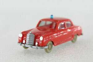 �y���������z�͌^�� ���f���J�[ ���C�L���O�}�X�^�[ass wiking old car mb 220 fire engine fire master 1961 gk 6006a cs 10411a hbl