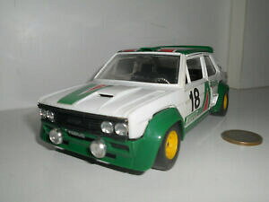 yz͌^ fJ[ uStBAbgAog[XP[burago fiat 131 abarth rally 0145 scale 124 503001