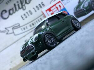 yz͌^ fJ[ g~Jt@[XgXyV~jWN[p[[NXscrewed tomica first special specify 37 mini john cooper works