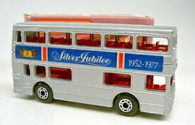 【送料無料】模型車 モデルカー マッチボックスロンドンシルバージュビリーベースプレートmatchbox sf no 17b the londoner silver jubilee i unpainted base plate