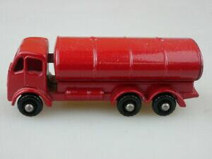 �y���������z�͌^�� ���f���J�[ �K�\�����^���J�[�}�b�`�{�b�N�X���M�����[�z�C�[��11b petrol tanker erf 36469 matchbox regular wheels