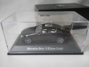 yz͌^ fJ[ XP[ZfXxcNXN[yC{bNXah683 iscale 143 mercedes benz e class klasse coupe in box b66960403 ed lim
