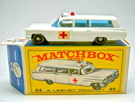 【送料無料】模型車 モデルカー マッチボックスキャデラックトップボックスmatchbox rw 54b cadillac ambulance top in e1 box