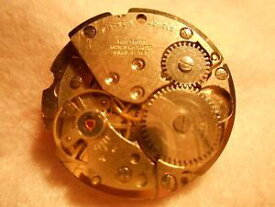 【送料無料】neues angebotwaltham e4 watch movement e4 7 jewel runs date wheel
