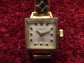 【送料無料】vintage watch everite brand rolled gold strap running