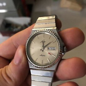 【送料無料】luch vintage wristwatch day date ussr serviced mens rare very good condition