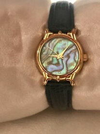 【送料無料】vintage ladies gold tone eternity iridescent abalone watch model awcluml