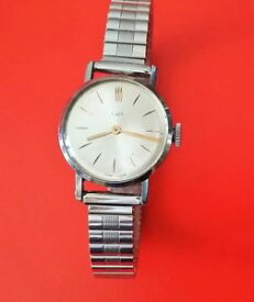 【送料無料】vintage ladies luch watch made in ussr