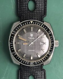 【送料無料】orologio subacqueo lip electronic cal r148 vintage french diver watch