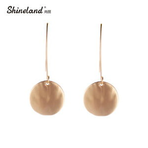 �y���������z�s�A�X�@�f�f�U�C���S�[���h���E���h�s�A�X�@as de67444 design luxusgoldfarben runde ohrringe fur frauen zink legierung